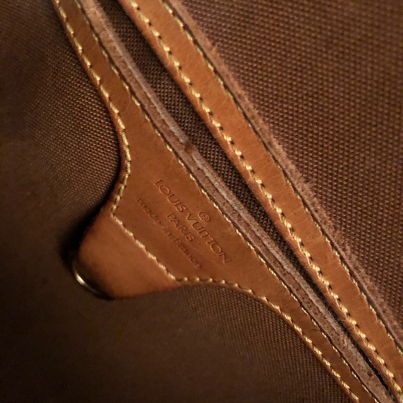 Beautiful Vintage Louis Vuitton Seashell Purse - Picture 7 of 8